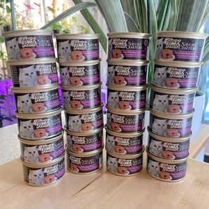 FANCY FEAST - 24 CANS BEEF